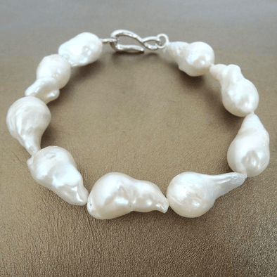 Large White Baroque Pearl Bracelet