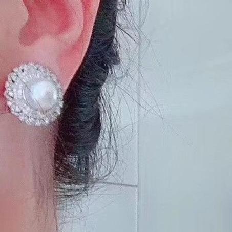 Natural Round Fresh Water Pearl Earring Studs