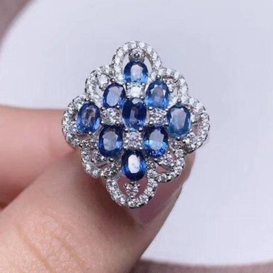 Luxurious Styled Natural Sapphire Ring