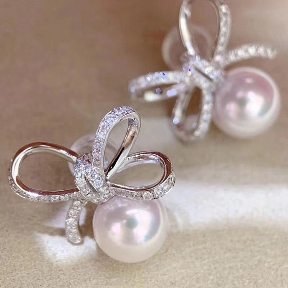 Stunning Bow Designed Pearl Stud Earrings
