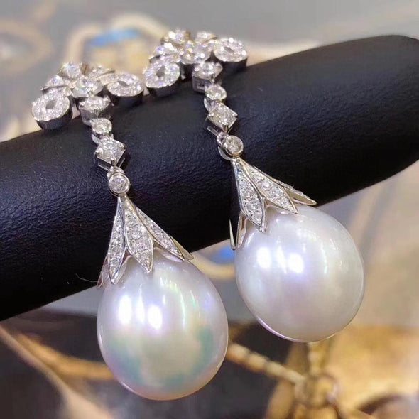 Stunning White Freshwater Pearl Drop Earrings