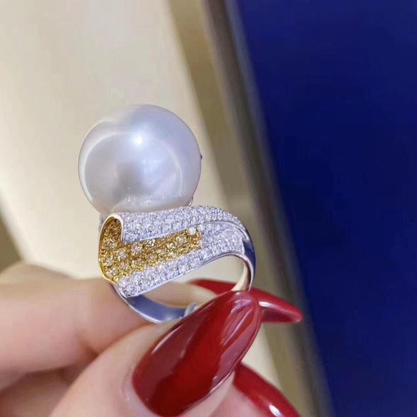 Stunning Orbit White Pearl Ring
